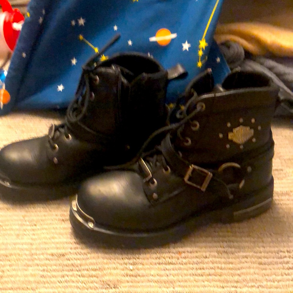 Official women’s Harley Davidson boots